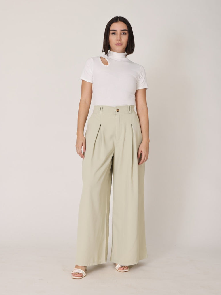 Relaxed Fit High-Rise Trouser